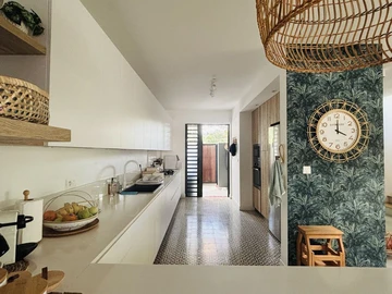 5 Bedroom Townhouse, Duplex