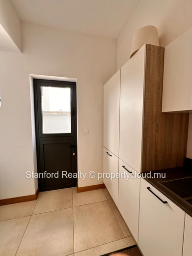 Elegant 3 bedroom Duplex with Private Pool – Beau Plan, North