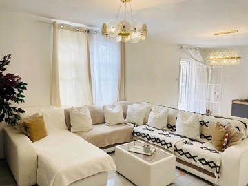 For Sale – Charming 3-Bedroom Apartment in Les Plaines de l’Hermitage 
