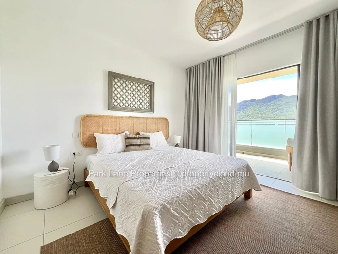 Appartement moderne de 3 chambres avec terrasse et vue sur les montagnes à Telfair, Moka