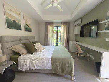 4 Bedroom Villa
