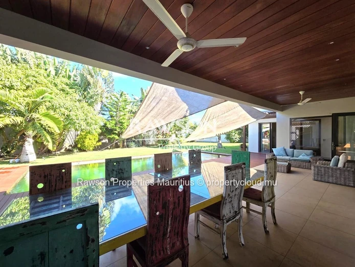 Villa - 4-Bedrooms | Pool & Garden | Secure Residence | Pereybere | €4,000