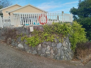 10 Bedroom House