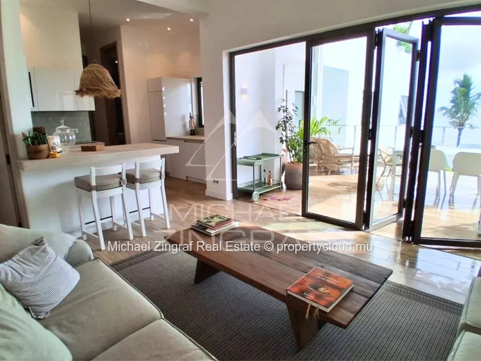 Pointe aux Canonniers – Appartement pieds dans l'eau