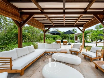 5 Bedroom Villa