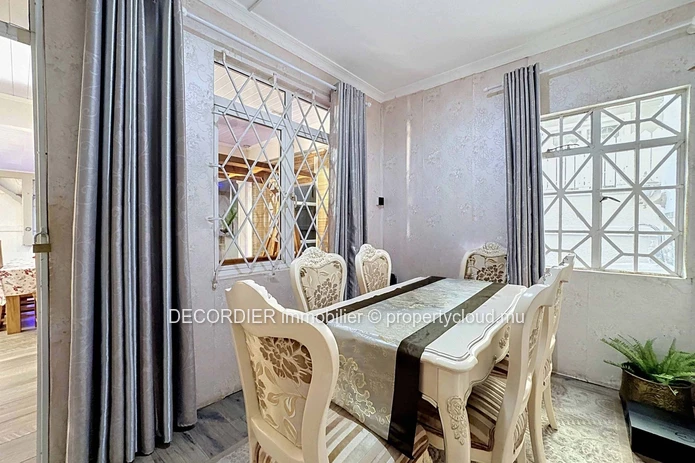 House for Sale – Flic-en-Flac