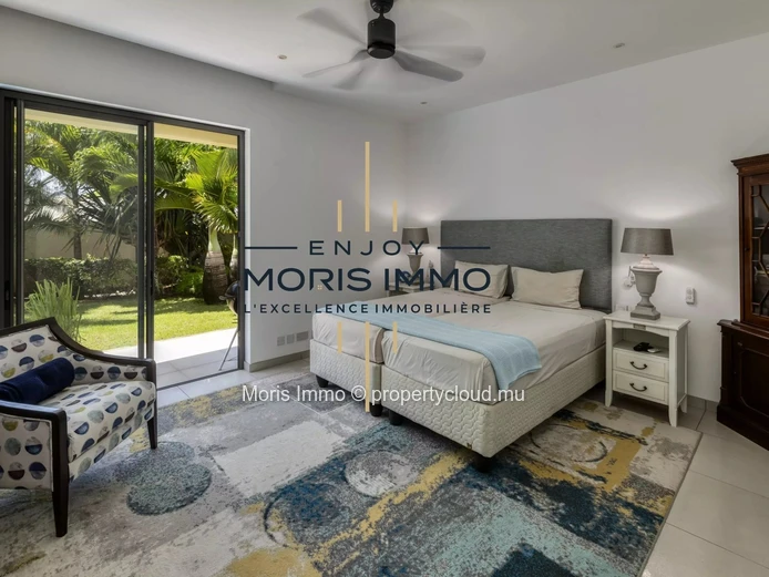 Modern 3-Bedroom House with Pool in Grand Baie