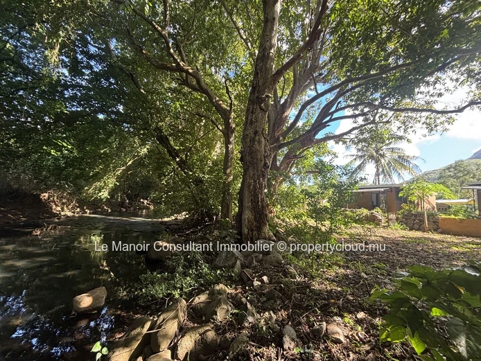 Villa de 2 chambres avec jardin à vendre à Rivière Noire
