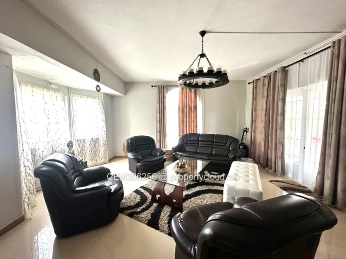 Maison Individuelle à Vendre – St Paul, Vacoas | 4 Chambres 