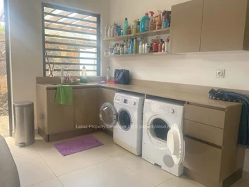 4 Bedroom Villa