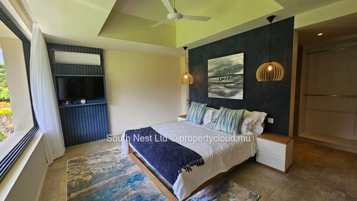 Captivating Elegance : Explore this modern villa