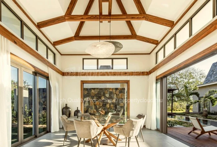 Jacaranda Luxury Villas En Vente A Balaclava