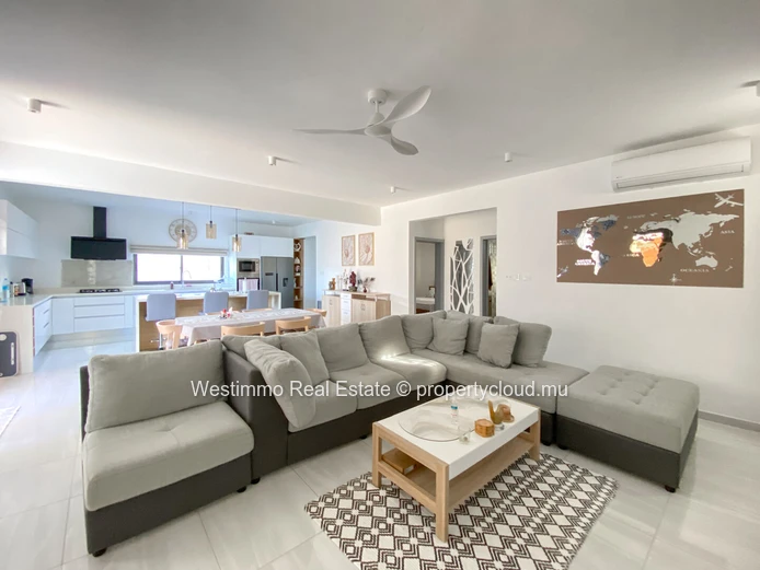 Modern contemporary villa for rent in Grand Baie