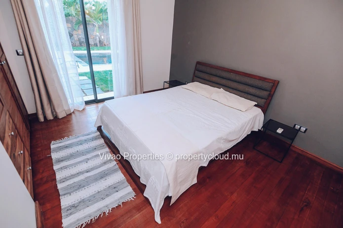 "Stunning 3 Bedroom House with private pool in Royal Park, Balaclava. - Can be yours for Rs 125,000 /month!"