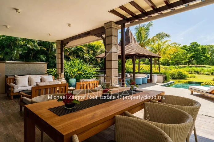 Elegant Contemporary Golfside Villa - Bel Ombre