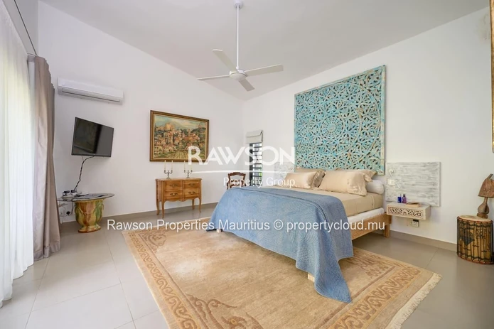 Modern Villa In Grand Bay