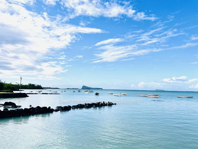 Villa indépendante fraîchement rénovée, accès mer