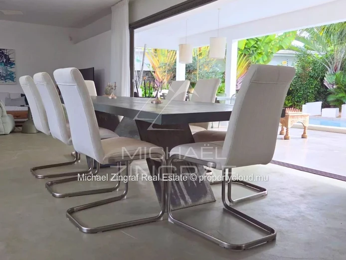 Spacious 4-Bedroom Villa with Premium Amenities – Grand Bay