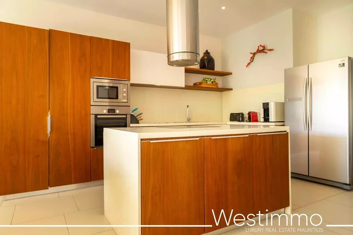 3-bedroom furnished apartment with terrace for rent in Mauritius