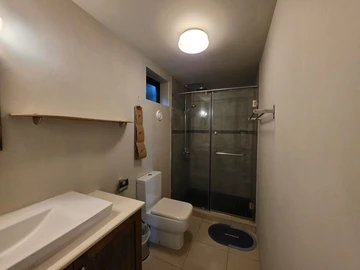 7 Bedroom Apartment