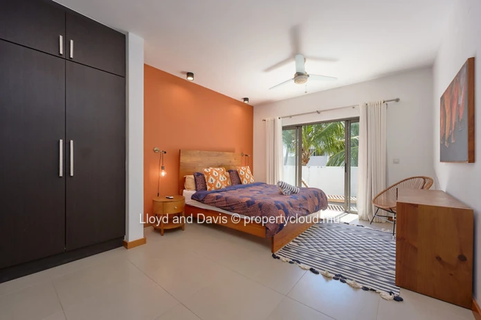 Triplex de 3 chambres à deux minutes à pied de la plage à Péreybère
