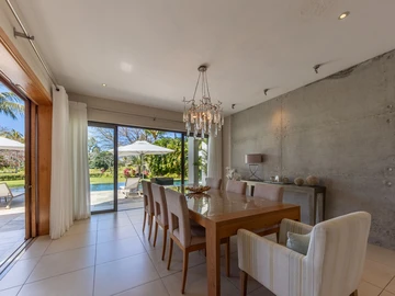 4 Bedroom Villa