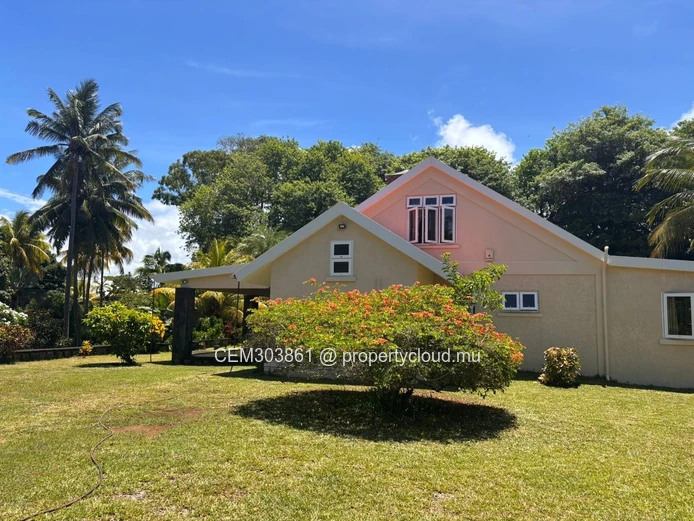 À VENDRE – DOMAINE CHAMPÊTRE AVEC POTENTIEL TOURISTIQUE À Bras d'Eau, ÎLE MAURICE