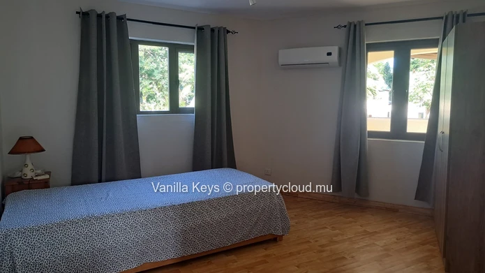 Exceptional 4-bedroom villa with pool, on long term rental in Petite Rivière Noire