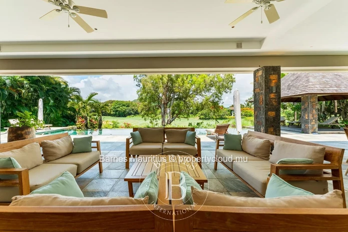 Anahita Golf Resort – Villa 5 chambres avec vue exceptionnelle sur le golf
