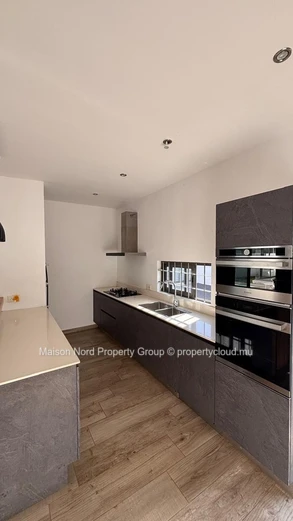 Modern 3-Bed Furnished Villa with Pool in Calodyne