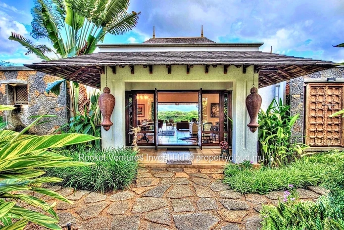À vendre. Villa de luxe à Tamarina Golf Estate, Côte Ouest, Tamarin
