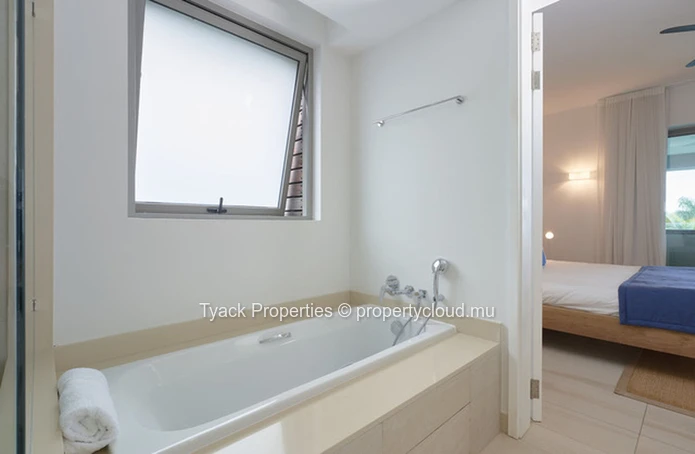 Appartement avec accès exceptionnel au lagon
