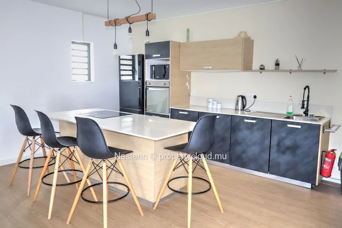 Charmante villa duplex de 3 chambres avec piscine privative dans une résidence sécurisée
