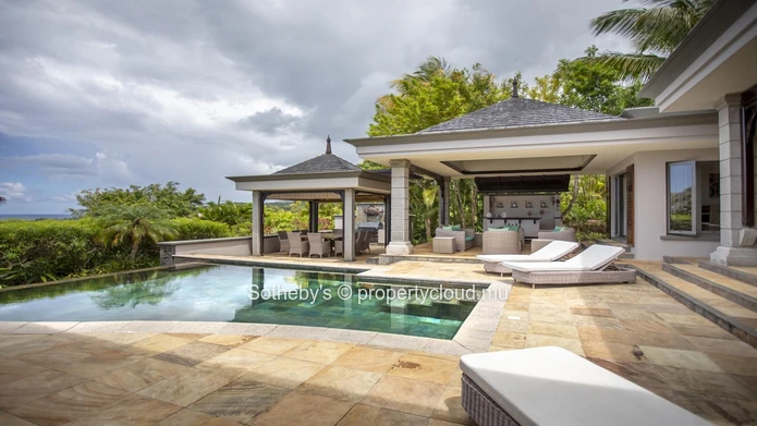 Sublime Reflection - Heritage Villas Valriche