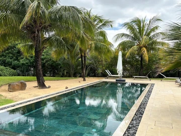 5 Bedroom Villa