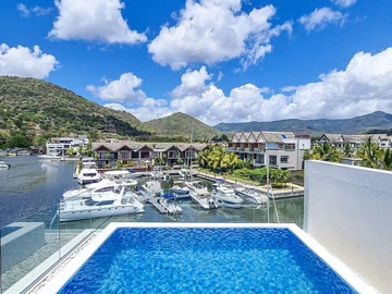 Private 4 Bedroom Villa on the West Island Marina For Long Term Rental