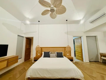 4 Bedroom Villa