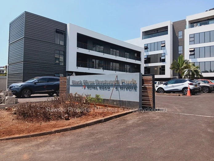 52m² Office To Let in Grande Rivière Noire