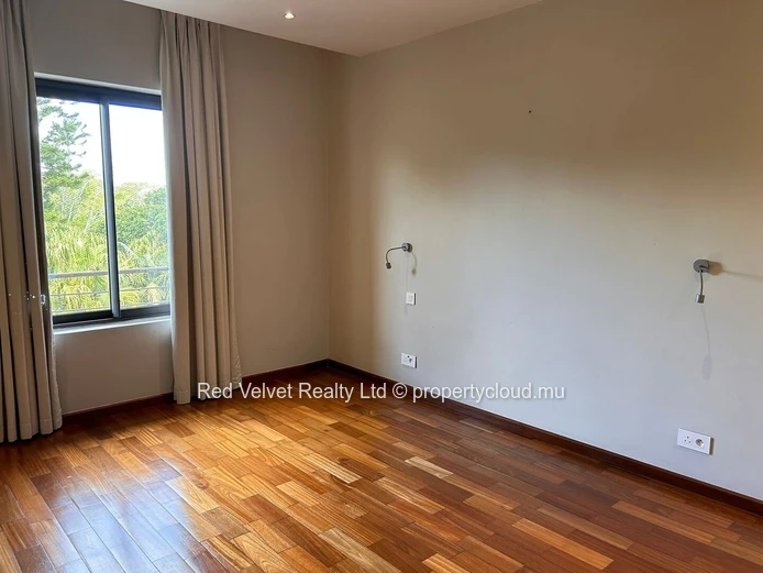 Appartement de luxe à louer à Floreal | Résidence prestigieuse de 330m²