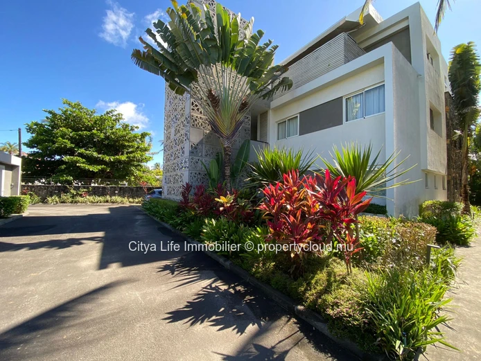 Seaside Living in Grand Baie – Elegant 3-Bedroom Apartment