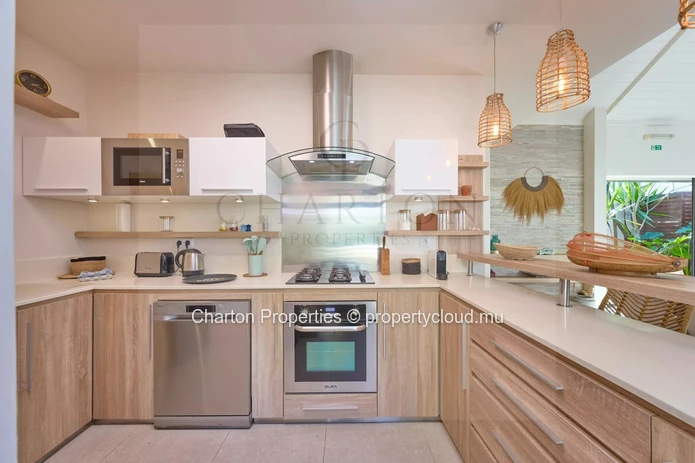 Luxury 3-bedroom villa with a private pool just minutes from Grand Baie