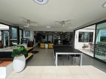 Penthouse de 3 Chambres