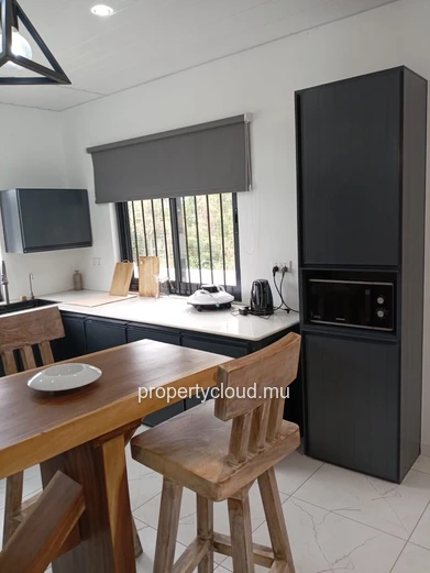 Villa Neuve à Vendre – Calodyne (Achevée en août 2025)