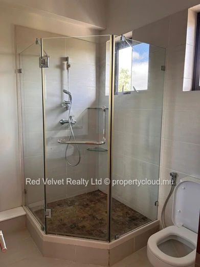 Appartement de luxe à louer à Floreal | Résidence prestigieuse de 330m²