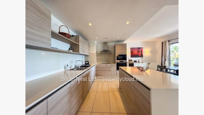  3-Bedroom Beachfront Residence with Private Pool in Tamarin