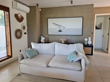 4 Bedroom Townhouse, Duplex