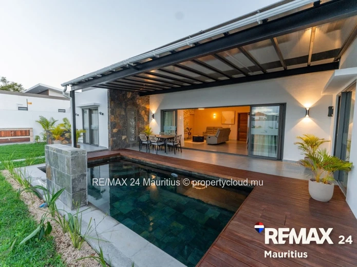 Semi-furnished Brand new Villa in a calm and peaceful area, only 5 minutes drive to Beaches