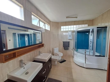 4 Bedroom Villa
