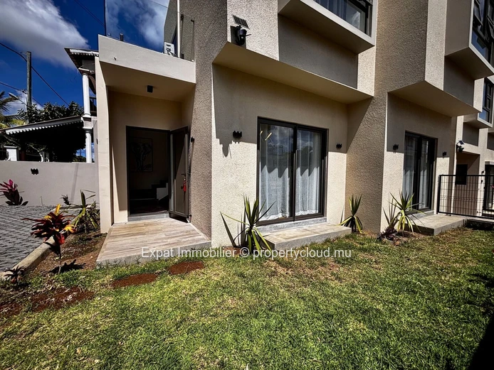 Brand-New 2-Bedroom High-End Duplex With Private Garden – Pereybère