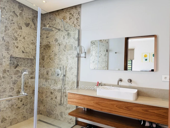 Elegant Family Villa in Bois Chandelle Mont Choisy